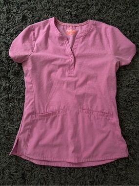 Zavate Ava Therese Pink Cheetah Jacquard Scrub Top